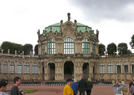 058_Dresden_Zwinger_Wallpavillon