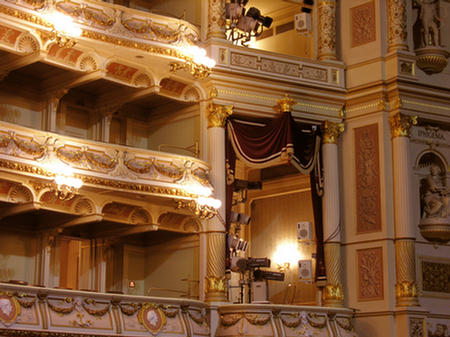 097_Dresden-Semperoper innen