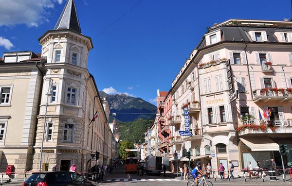 072_Meran