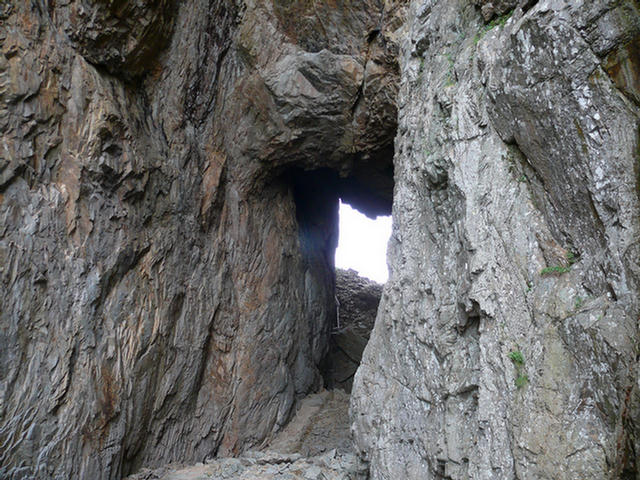 15.047_Torghatten.08