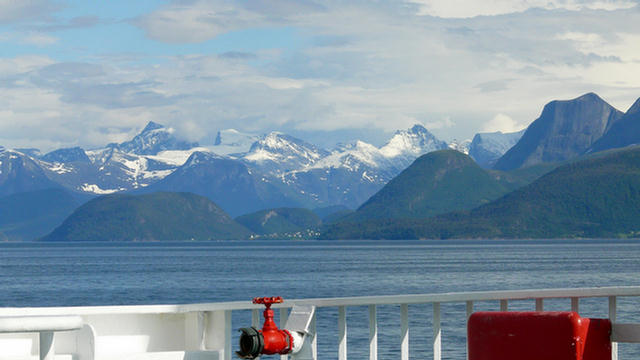 18.089_Romdalsfjord.08