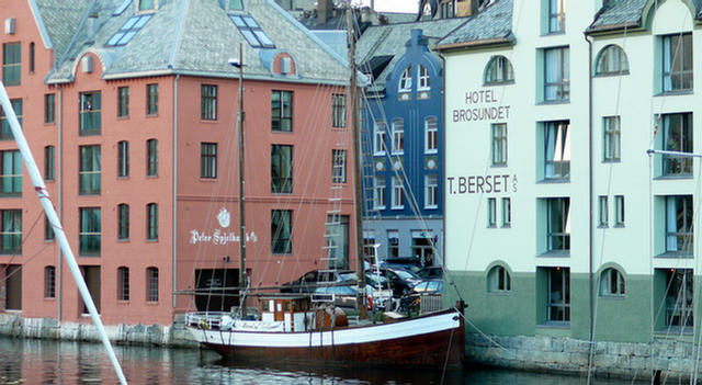 18.129_Alesund.08