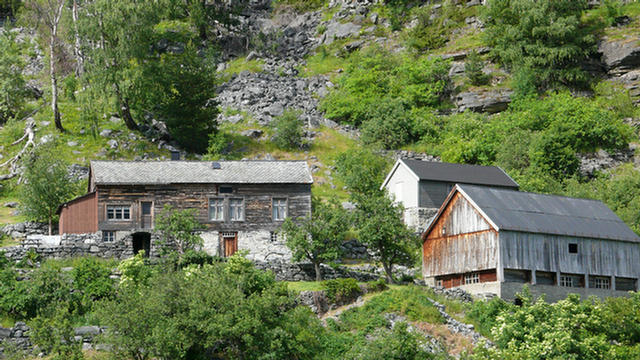 20.074_Hellesylt_Geiranger.08