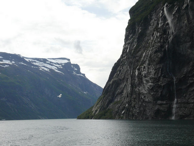 20.085_Hellesylt_Geiranger.08