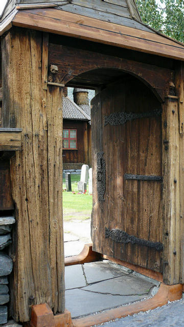 22.077_Stavkirke Lom.08