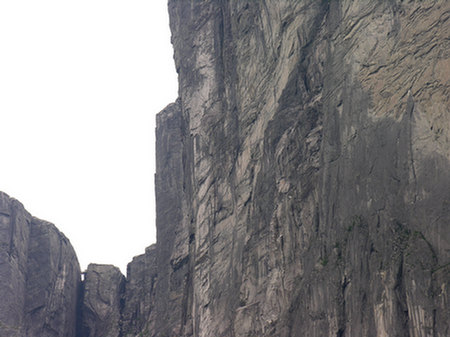 147a_Kjerag