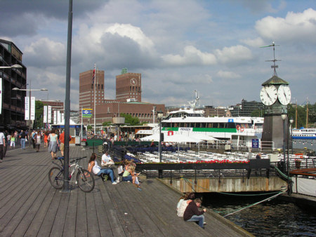 032_Oslo_Aker Brygge_Rathaus