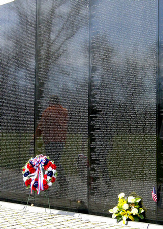 056_WashDC_Vietnam Memorial1